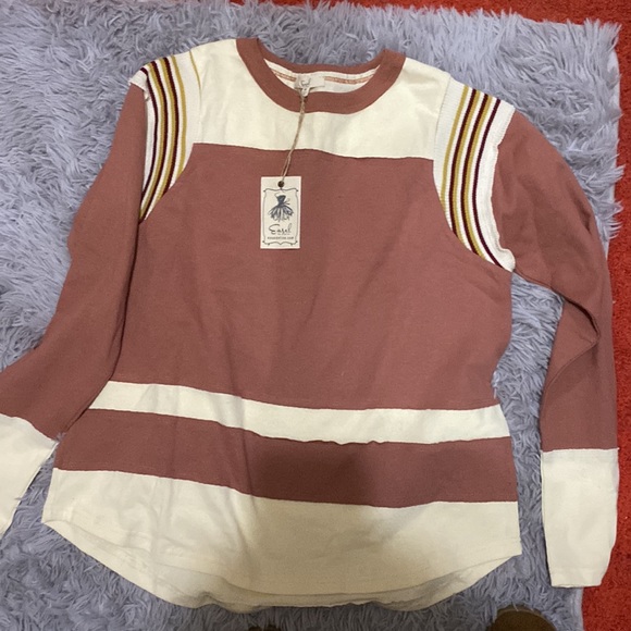 easel Tops Easel Sweatshirt New With Tags Size Medium Poshmark